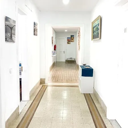 The Triana House Room 4 Hostel